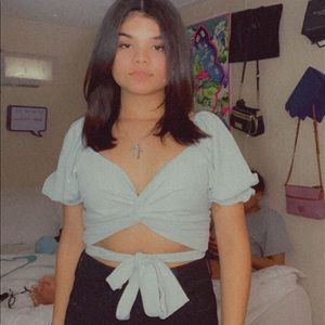 Meet your Posher, Michelle